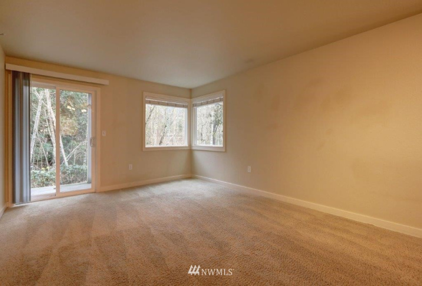 700 Front, Issaquah, Washington 98027, 2 Bedrooms Bedrooms, ,2 BathroomsBathrooms,Residential Lease,For Rent,Front,NWM1868366