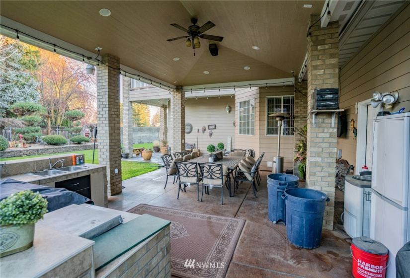 415 15th, Othello, Washington 99344, 4 Bedrooms Bedrooms, ,4 BathroomsBathrooms,Residential,For Sale,Town & Country Estates,15th,NWM1868359