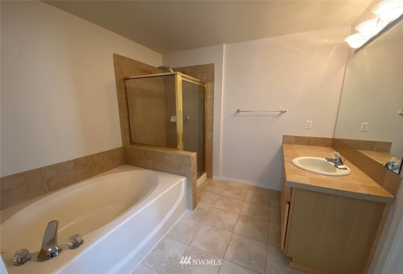 33902 Strouf, Snoqualmie, Washington 98065, 3 Bedrooms Bedrooms, ,2 BathroomsBathrooms,Residential Lease,For Rent,Strouf,NWM1868547