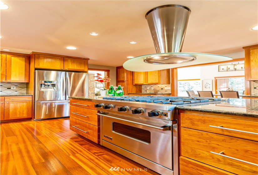 5423 134th, Bellevue, Washington 98006, 5 Bedrooms Bedrooms, ,3 BathroomsBathrooms,Residential Lease,For Rent,134th,NWM1868626