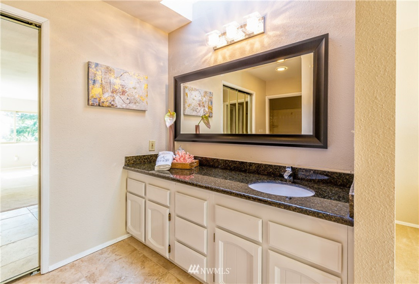 5423 134th, Bellevue, Washington 98006, 5 Bedrooms Bedrooms, ,3 BathroomsBathrooms,Residential Lease,For Rent,134th,NWM1868626