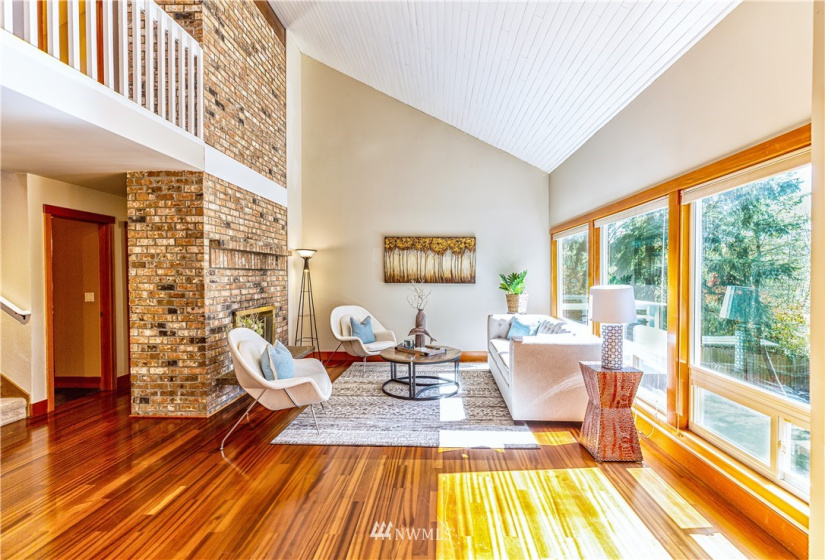 5423 134th, Bellevue, Washington 98006, 5 Bedrooms Bedrooms, ,3 BathroomsBathrooms,Residential Lease,For Rent,134th,NWM1868626