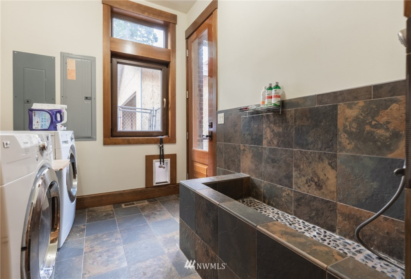 8815 Oertel, Blaine, Washington 98230, 4 Bedrooms Bedrooms, ,4 BathroomsBathrooms,Residential,For Sale,Oertel,NWM1867952