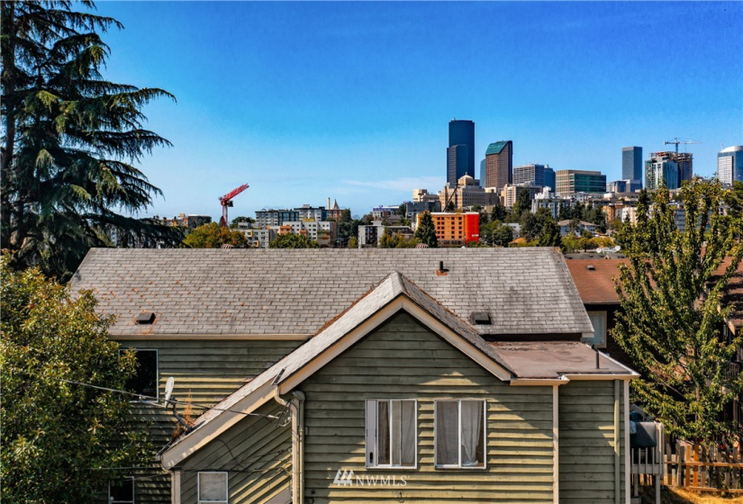 1520 Fir, Seattle, Washington 98122, ,Residential Income,For Sale,Flints Addition,Fir,NWM1868663