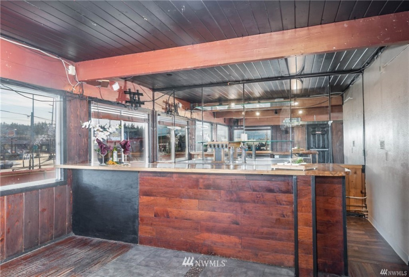 31359 SR 20, Oak Harbor, Washington 98277, ,Commercial Sale,For Sale,SR 20,NWM1868372