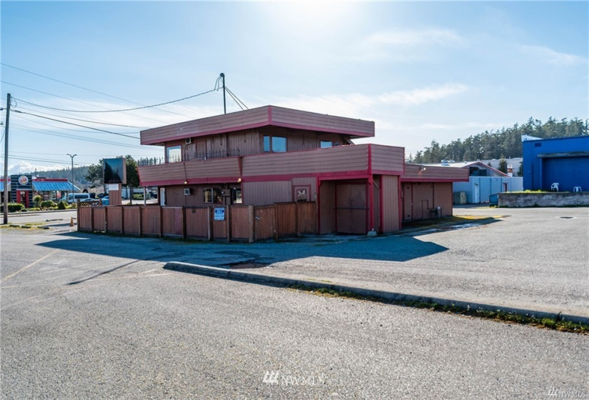 31359 SR 20, Oak Harbor, Washington 98277, ,Commercial Sale,For Sale,SR 20,NWM1868372