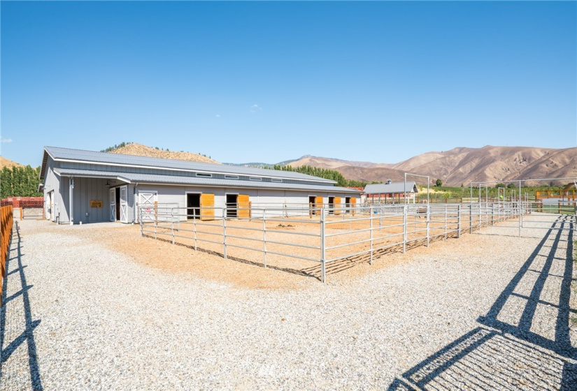 4284 Old Monitor Rd, Cashmere, Washington 98815, 3 Bedrooms Bedrooms, ,3 BathroomsBathrooms,Farm,For Sale,Old Monitor Rd,NWM1868742