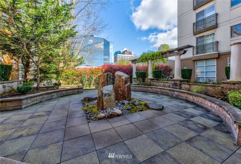 111 108 AVE, Bellevue, Washington 98004, 1 Bedroom Bedrooms, ,1 BathroomBathrooms,Residential,For Sale,Belle Arts Condominium,108 AVE,NWM1868307
