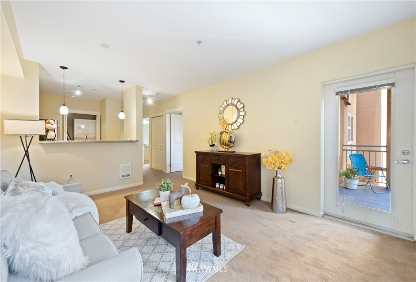 111 108 AVE, Bellevue, Washington 98004, 1 Bedroom Bedrooms, ,1 BathroomBathrooms,Residential,For Sale,Belle Arts Condominium,108 AVE,NWM1868307