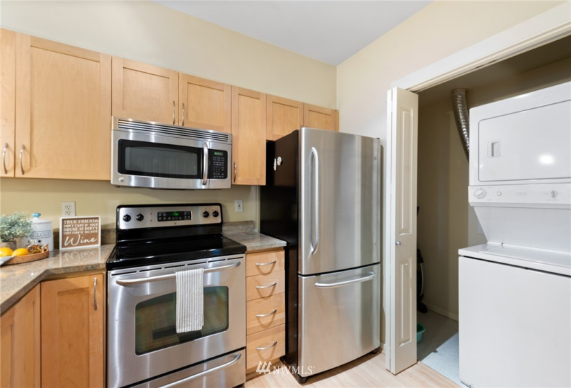 111 108 AVE, Bellevue, Washington 98004, 1 Bedroom Bedrooms, ,1 BathroomBathrooms,Residential,For Sale,Belle Arts Condominium,108 AVE,NWM1868307