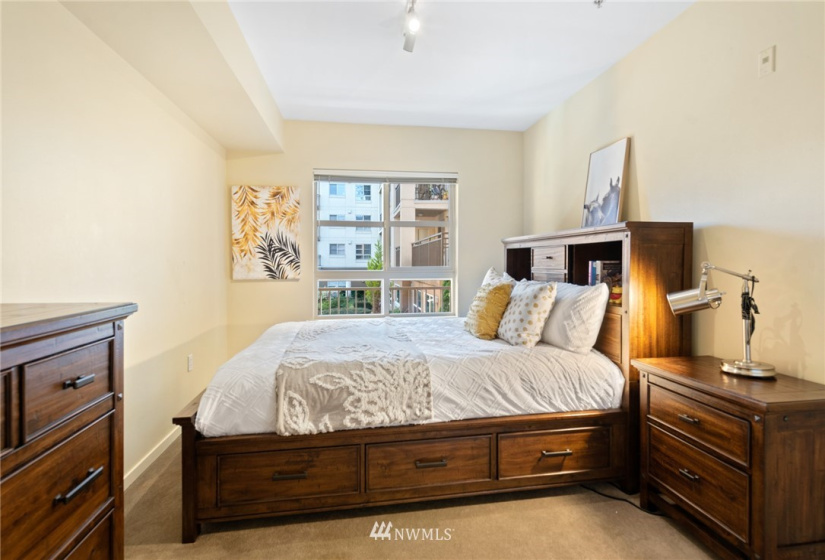 111 108 AVE, Bellevue, Washington 98004, 1 Bedroom Bedrooms, ,1 BathroomBathrooms,Residential,For Sale,Belle Arts Condominium,108 AVE,NWM1868307