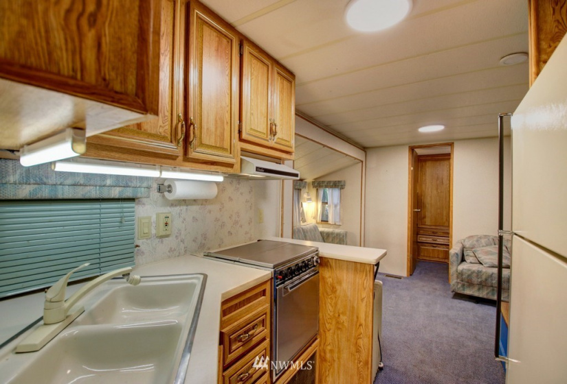1192 Exit, Sumas, Washington 98266, ,Residential,For Sale,Exit,NWM1868783