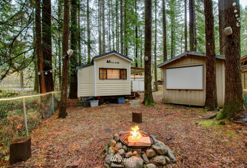1192 Exit, Sumas, Washington 98266, ,Residential,For Sale,Exit,NWM1868783