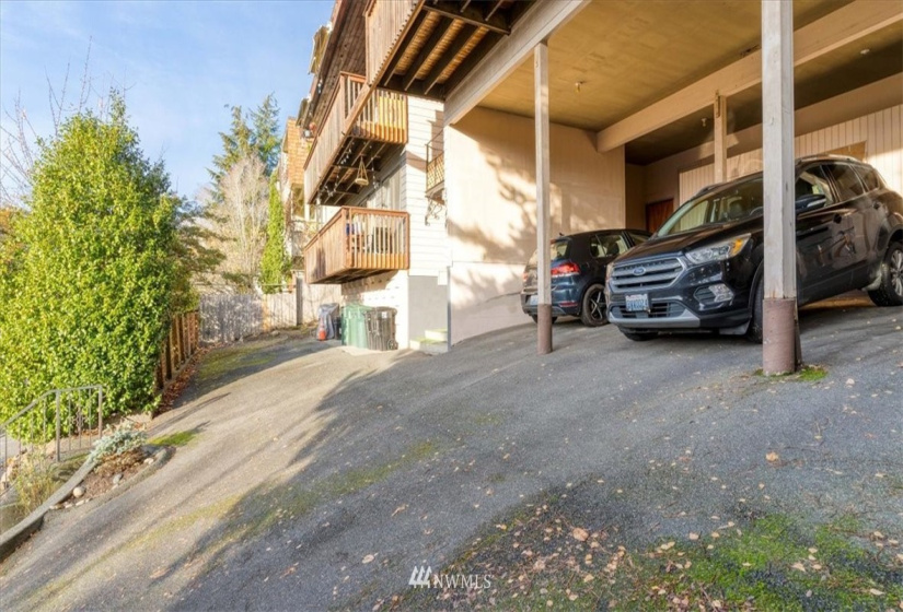 5040 44th, Seattle, Washington 98105, ,Residential Income,For Sale,Balchs Albert Balchwood,44th,NWM1865809