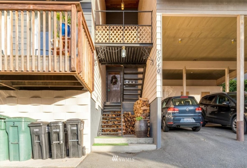 5040 44th, Seattle, Washington 98105, ,Residential Income,For Sale,Balchs Albert Balchwood,44th,NWM1865809