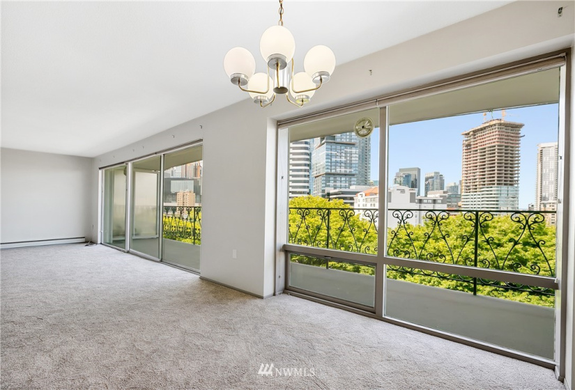 1740 Melrose, Seattle, Washington 98122, 2 Bedrooms Bedrooms, ,1 BathroomBathrooms,Residential,For Sale,Maison Ville,Melrose,NWM1869032