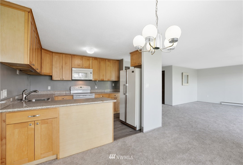 1740 Melrose, Seattle, Washington 98122, 2 Bedrooms Bedrooms, ,1 BathroomBathrooms,Residential,For Sale,Maison Ville,Melrose,NWM1869032