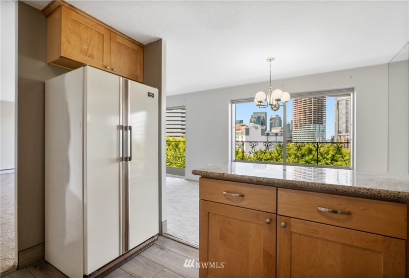 1740 Melrose, Seattle, Washington 98122, 2 Bedrooms Bedrooms, ,1 BathroomBathrooms,Residential,For Sale,Maison Ville,Melrose,NWM1869032