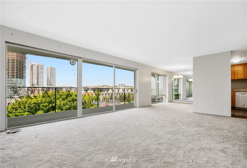 1740 Melrose, Seattle, Washington 98122, 2 Bedrooms Bedrooms, ,1 BathroomBathrooms,Residential,For Sale,Maison Ville,Melrose,NWM1869032