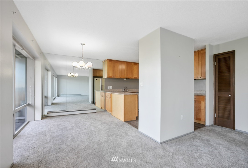 1740 Melrose, Seattle, Washington 98122, 2 Bedrooms Bedrooms, ,1 BathroomBathrooms,Residential,For Sale,Maison Ville,Melrose,NWM1869032