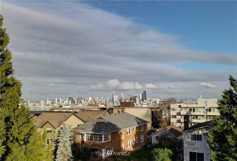 1517 1521 1525 44th, Seattle, Washington 98116, ,Residential Income,For Sale,1521 1525 44th,NWM1868142