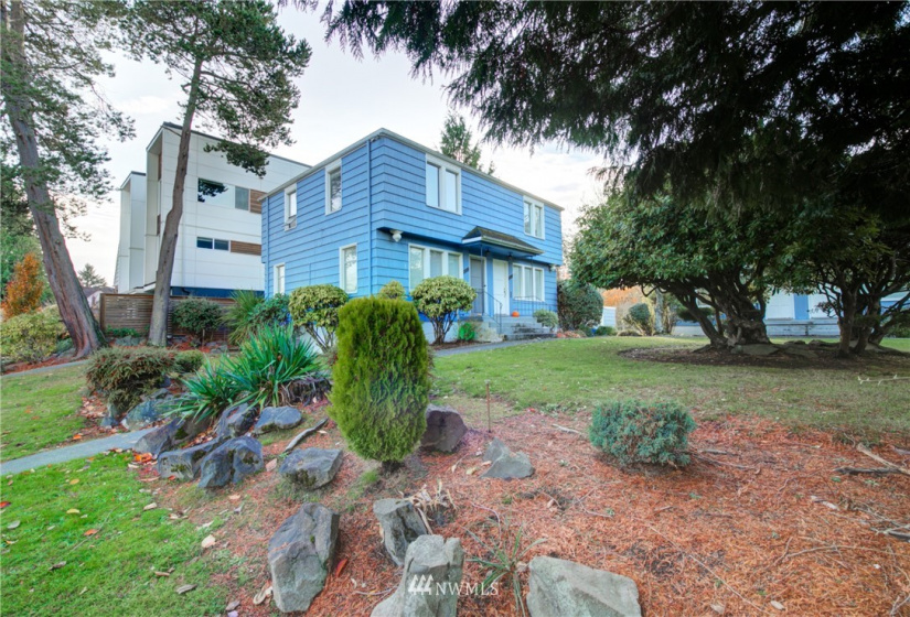 1517 1521 1525 44th, Seattle, Washington 98116, ,Residential Income,For Sale,1521 1525 44th,NWM1868142