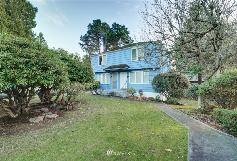 1517 1521 1525 44th, Seattle, Washington 98116, ,Residential Income,For Sale,1521 1525 44th,NWM1868142