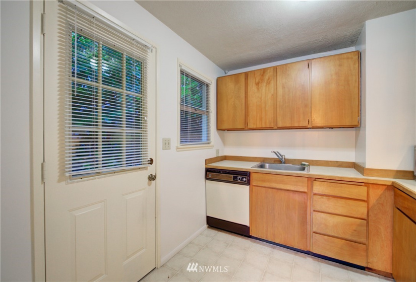 1517 1521 1525 44th, Seattle, Washington 98116, ,Residential Income,For Sale,1521 1525 44th,NWM1868142