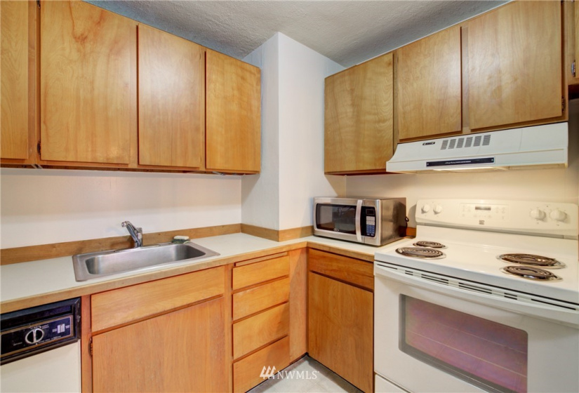 1517 1521 1525 44th, Seattle, Washington 98116, ,Residential Income,For Sale,1521 1525 44th,NWM1868142