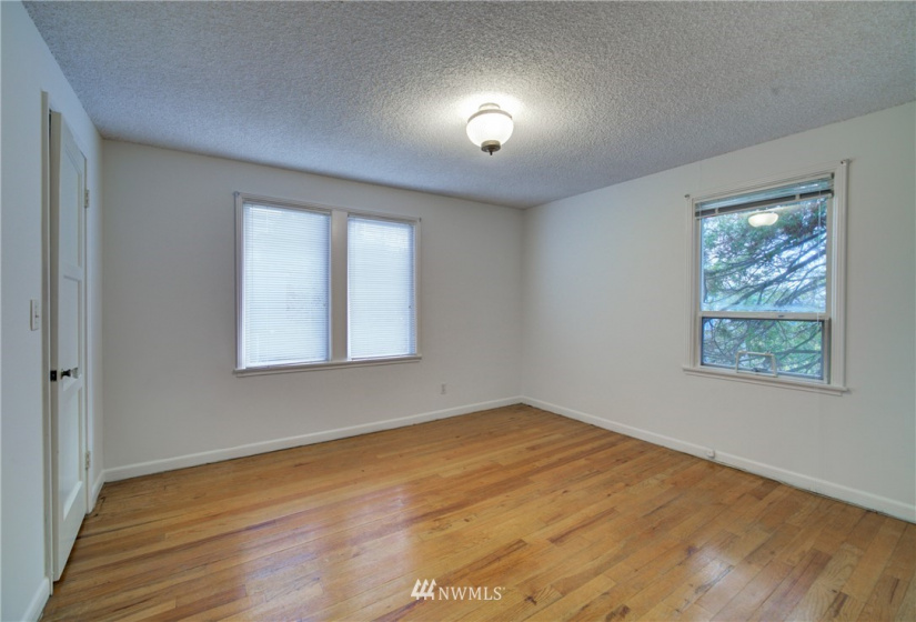 1517 1521 1525 44th, Seattle, Washington 98116, ,Residential Income,For Sale,1521 1525 44th,NWM1868142