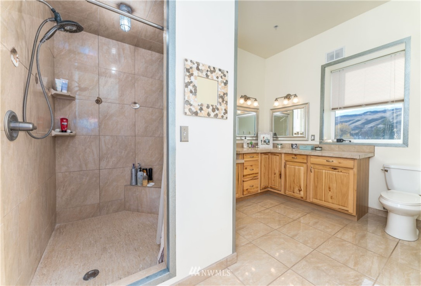1313 Jefferson, Bridgeport, Washington 98813, 4 Bedrooms Bedrooms, ,3 BathroomsBathrooms,Residential,For Sale,Jefferson,NWM1867568
