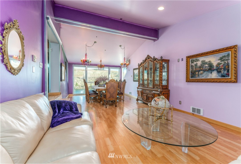 1313 Jefferson, Bridgeport, Washington 98813, 4 Bedrooms Bedrooms, ,3 BathroomsBathrooms,Residential,For Sale,Jefferson,NWM1867568