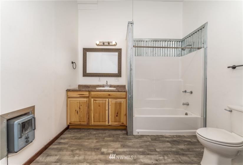 1313 Jefferson, Bridgeport, Washington 98813, 4 Bedrooms Bedrooms, ,3 BathroomsBathrooms,Residential,For Sale,Jefferson,NWM1867568
