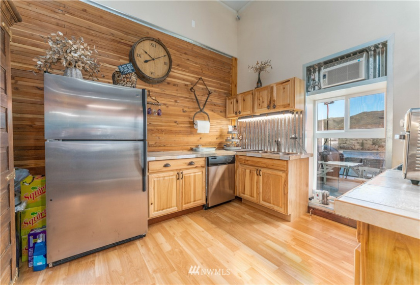 1313 Jefferson, Bridgeport, Washington 98813, 4 Bedrooms Bedrooms, ,3 BathroomsBathrooms,Residential,For Sale,Jefferson,NWM1867568