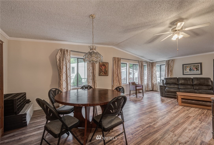 5810 Fleming, Everett, Washington 98203, 2 Bedrooms Bedrooms, ,2 BathroomsBathrooms,Manufactured In Park,For Sale,Fleming,NWM1868808