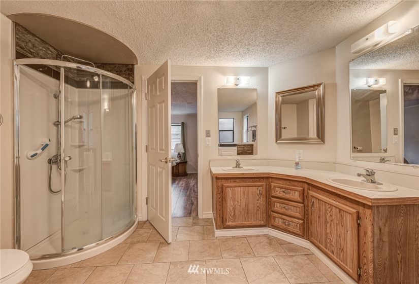 5810 Fleming, Everett, Washington 98203, 2 Bedrooms Bedrooms, ,2 BathroomsBathrooms,Manufactured In Park,For Sale,Fleming,NWM1868808