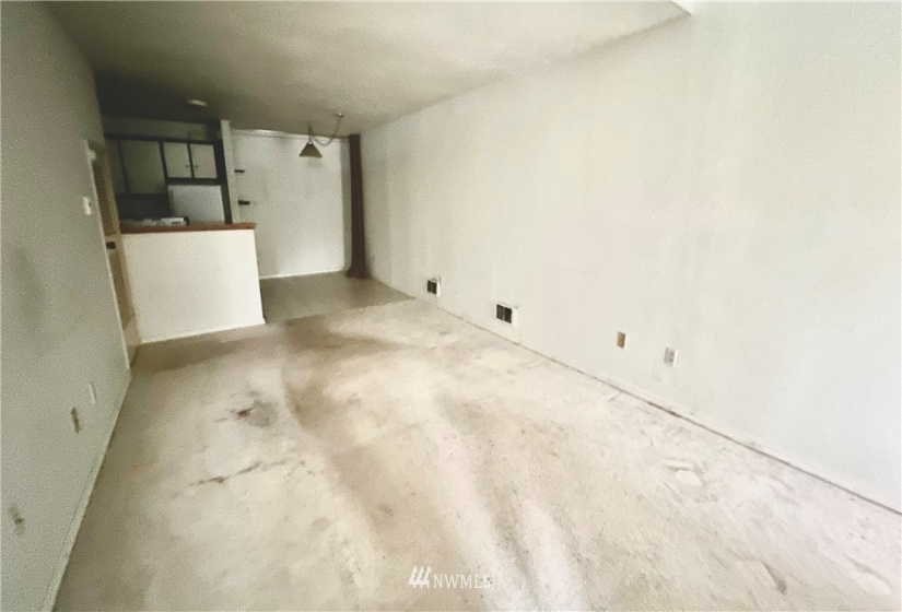 13772 60th St, Redmond, Washington 98052, 1 Bedroom Bedrooms, ,1 BathroomBathrooms,Residential,For Sale,Sixty-01,60th St,NWM1868943