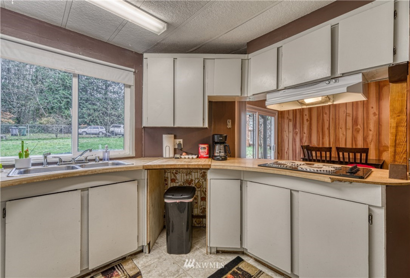 344 Tahuyeh, Bremerton, Washington 98312, 3 Bedrooms Bedrooms, ,2 BathroomsBathrooms,Manufactured In Park,For Sale,Tahuyeh,NWM1868350