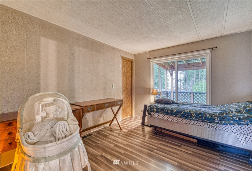 344 Tahuyeh, Bremerton, Washington 98312, 3 Bedrooms Bedrooms, ,2 BathroomsBathrooms,Manufactured In Park,For Sale,Tahuyeh,NWM1868350
