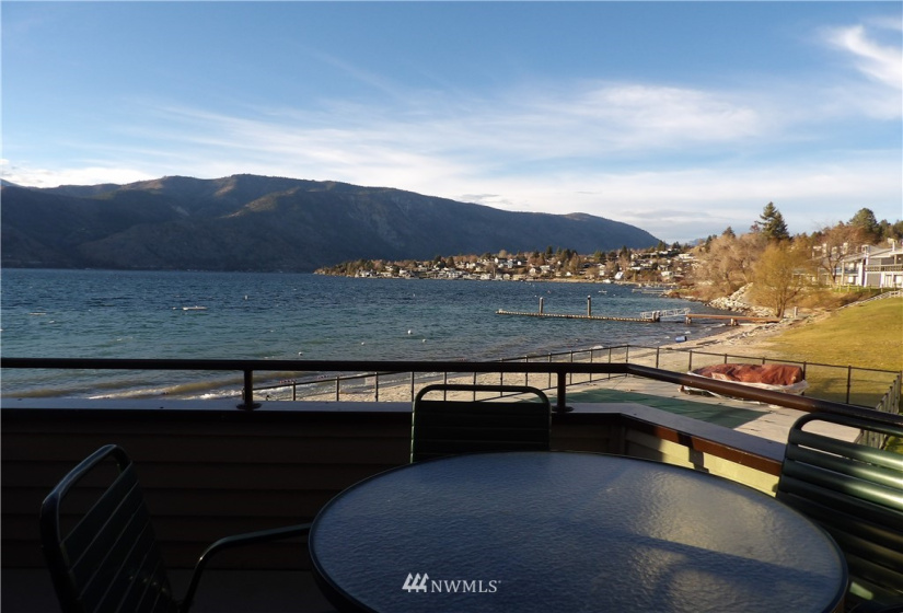 1 Lakeside 716-L, Manson, Washington 98831, 2 Bedrooms Bedrooms, ,2 BathroomsBathrooms,Residential,For Sale,Lakeside,Lakeside 716-L,NWM1868986