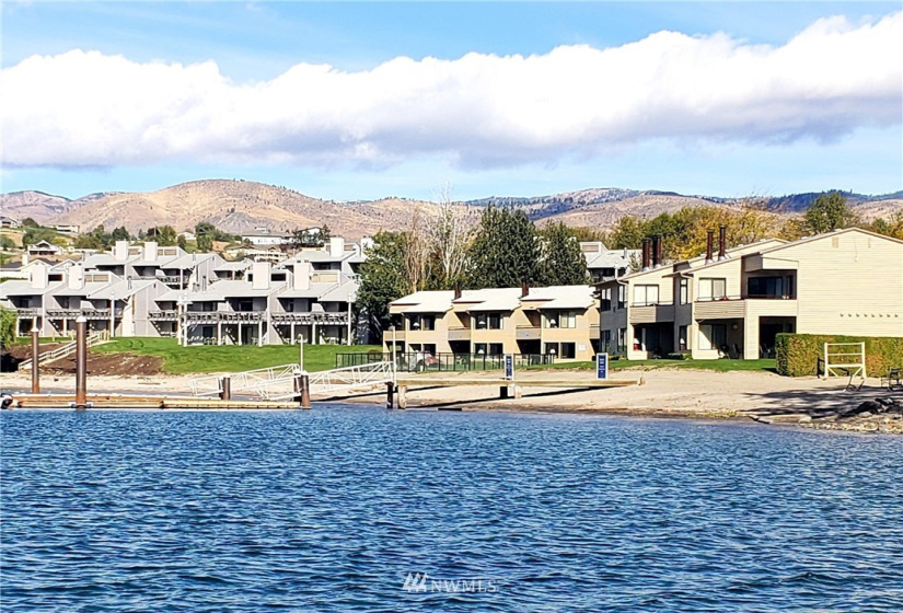 1 Lakeside 716-L, Manson, Washington 98831, 2 Bedrooms Bedrooms, ,2 BathroomsBathrooms,Residential,For Sale,Lakeside,Lakeside 716-L,NWM1868986