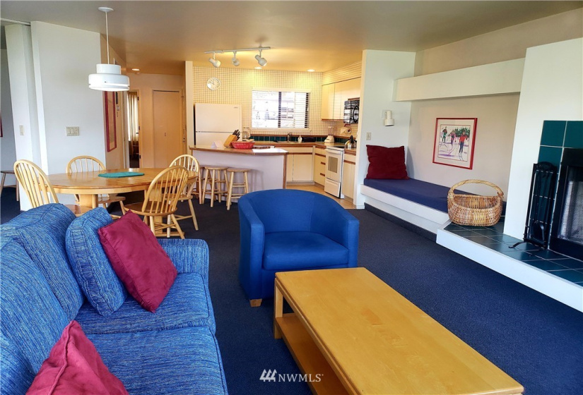 1 Lakeside 716-L, Manson, Washington 98831, 2 Bedrooms Bedrooms, ,2 BathroomsBathrooms,Residential,For Sale,Lakeside,Lakeside 716-L,NWM1868986