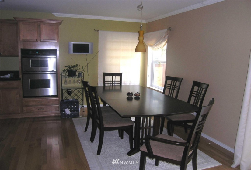 1717 249th, Sammamish, Washington 98075, 4 Bedrooms Bedrooms, ,Residential Lease,For Rent,249th,NWM1869243