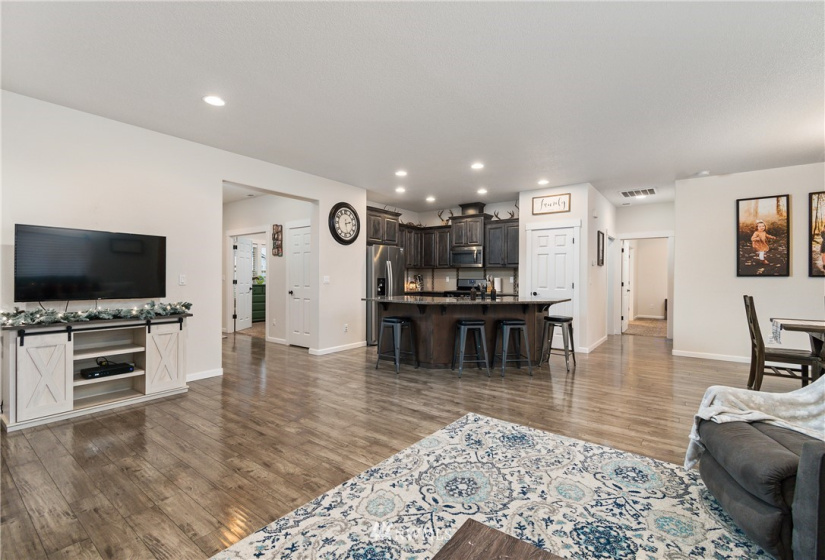 123 Zephyr, Silverlake, Washington 98645, 3 Bedrooms Bedrooms, ,2 BathroomsBathrooms,Residential,For Sale,1,Zephyr,NWM1869082