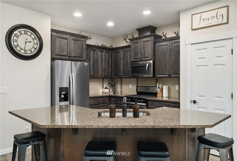 123 Zephyr, Silverlake, Washington 98645, 3 Bedrooms Bedrooms, ,2 BathroomsBathrooms,Residential,For Sale,1,Zephyr,NWM1869082