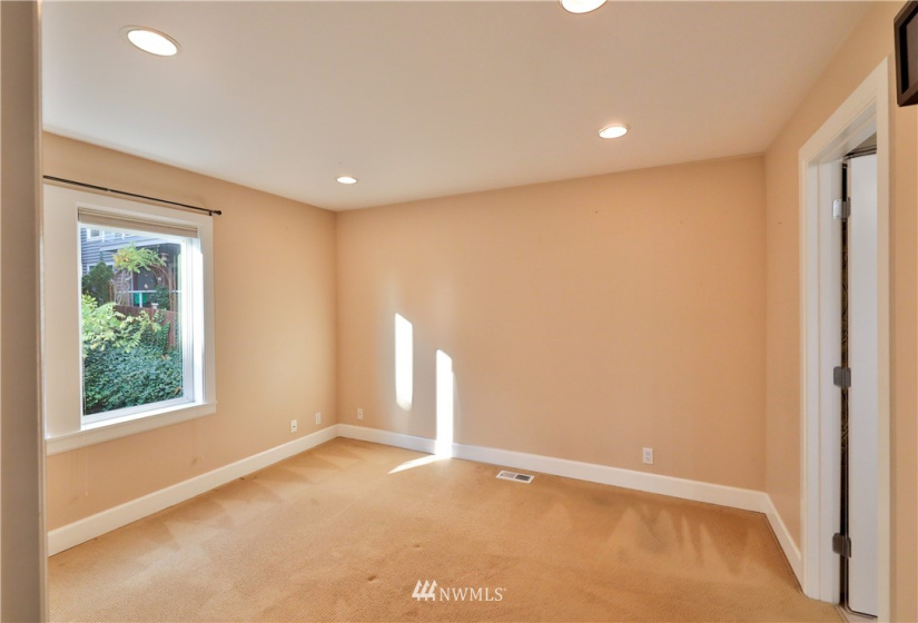 1007 5th, Seattle, Washington 98109, 3 Bedrooms Bedrooms, ,2 BathroomsBathrooms,Residential,For Sale,5th,NWM1868273