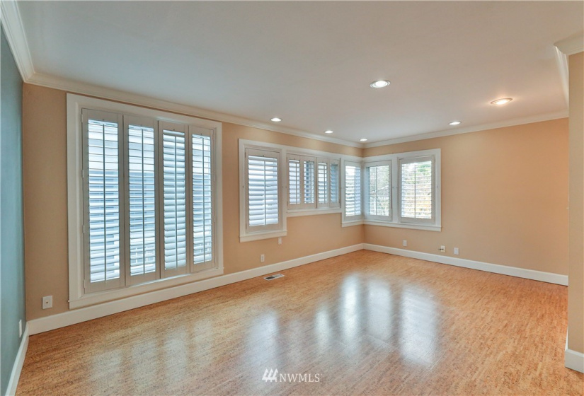 1007 5th, Seattle, Washington 98109, 3 Bedrooms Bedrooms, ,2 BathroomsBathrooms,Residential,For Sale,5th,NWM1868273