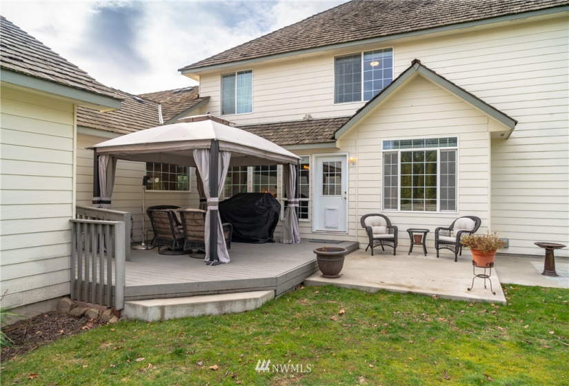 2324 Fancher Heights, East Wenatchee, Washington 98802, 7 Bedrooms Bedrooms, ,4 BathroomsBathrooms,Residential,For Sale,Fancher Heights 2,Fancher Heights,NWM1869449