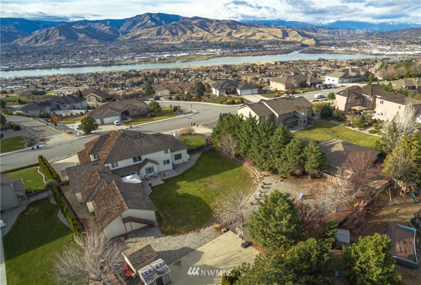 2324 Fancher Heights, East Wenatchee, Washington 98802, 7 Bedrooms Bedrooms, ,4 BathroomsBathrooms,Residential,For Sale,Fancher Heights 2,Fancher Heights,NWM1869449