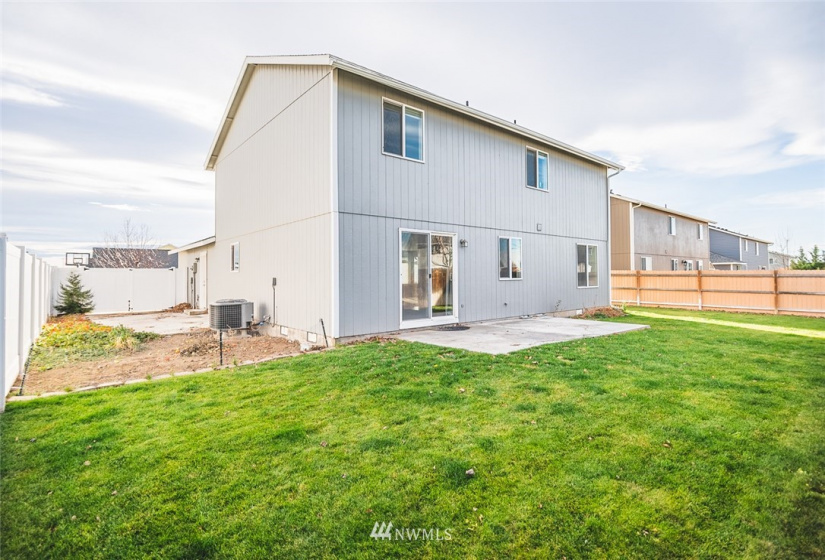 458 Trout, Moses Lake, Washington 98837, 4 Bedrooms Bedrooms, ,2 BathroomsBathrooms,Residential,For Sale,Trout,NWM1866981